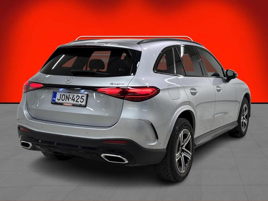 MERCEDES-BENZ GLC 2024