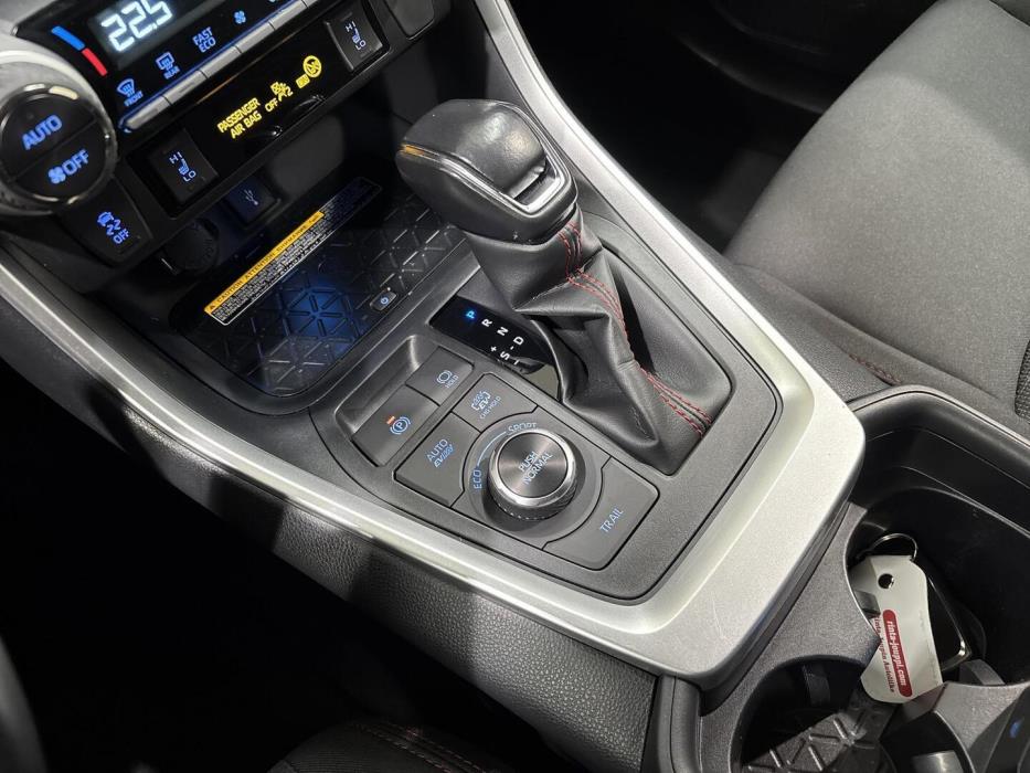 TOYOTA RAV4 PLUG-IN 2021