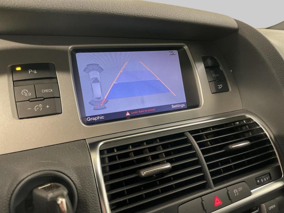 AUDI Q7 2012