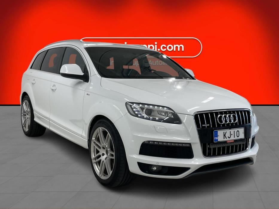 AUDI Q7 2012