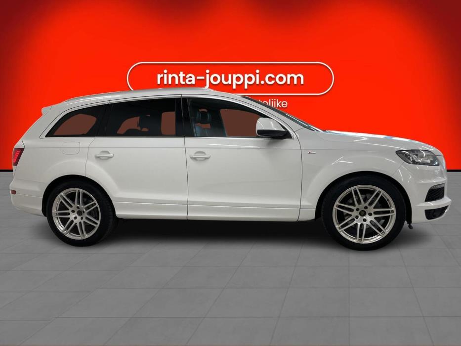AUDI Q7 2012