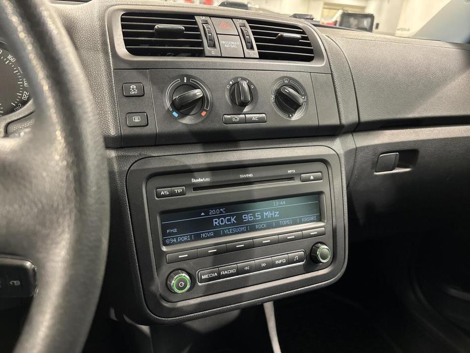 SKODA Roomster 2011