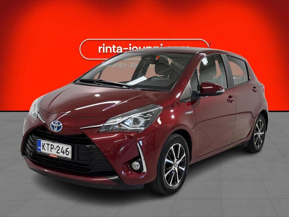 TOYOTA Yaris 2018