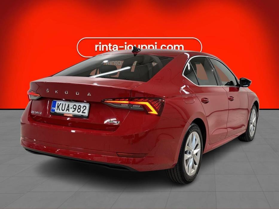 SKODA OCTAVIA 2021