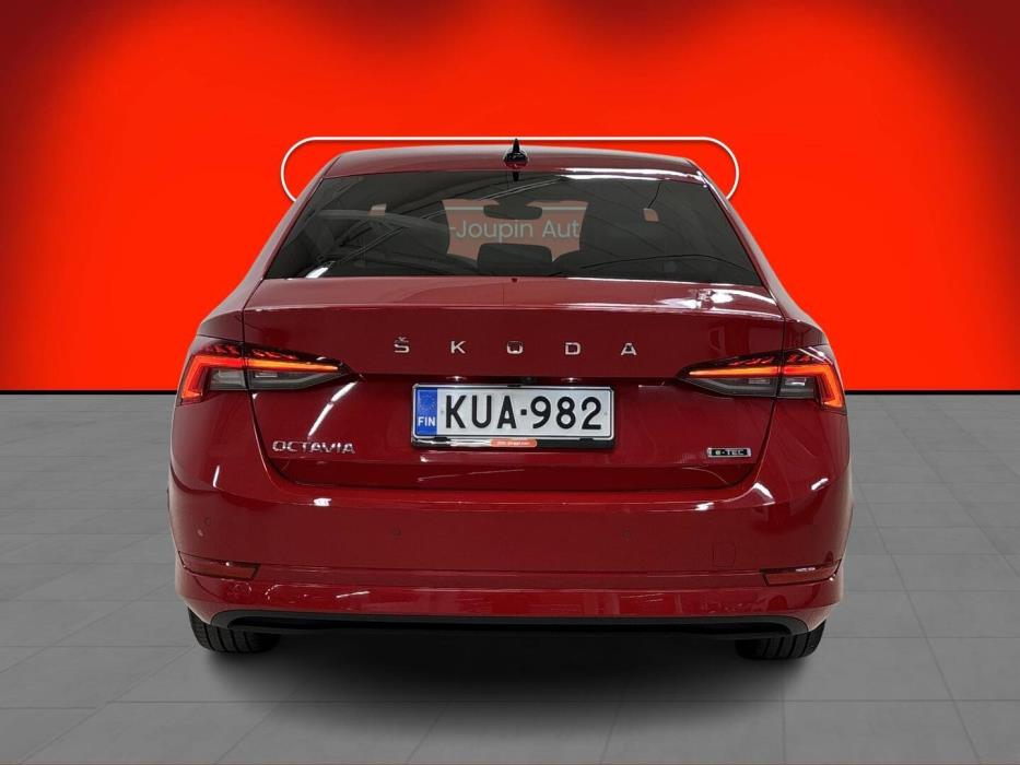 SKODA OCTAVIA 2021