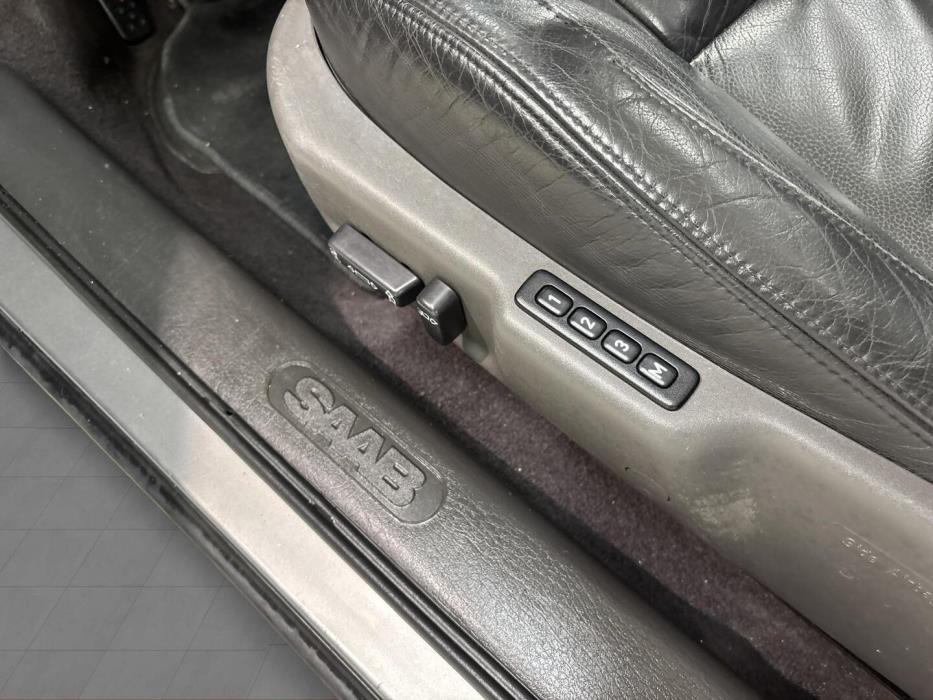 SAAB 9-3 2001