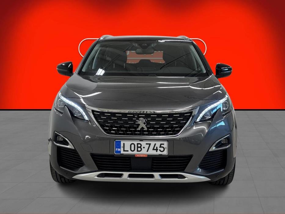 PEUGEOT 5008 2018