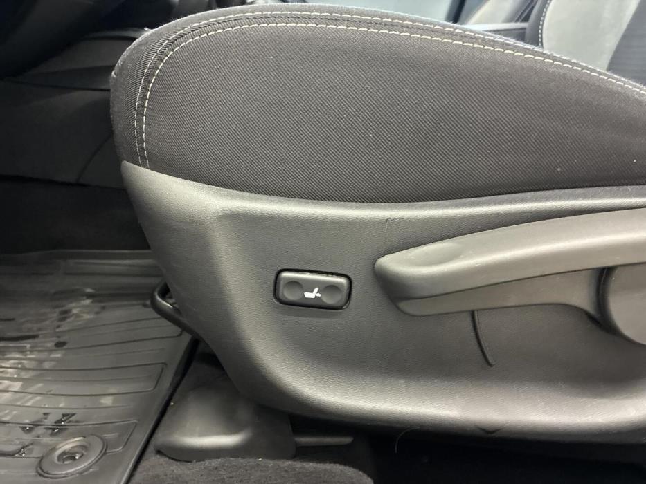 TOYOTA Avensis 2018