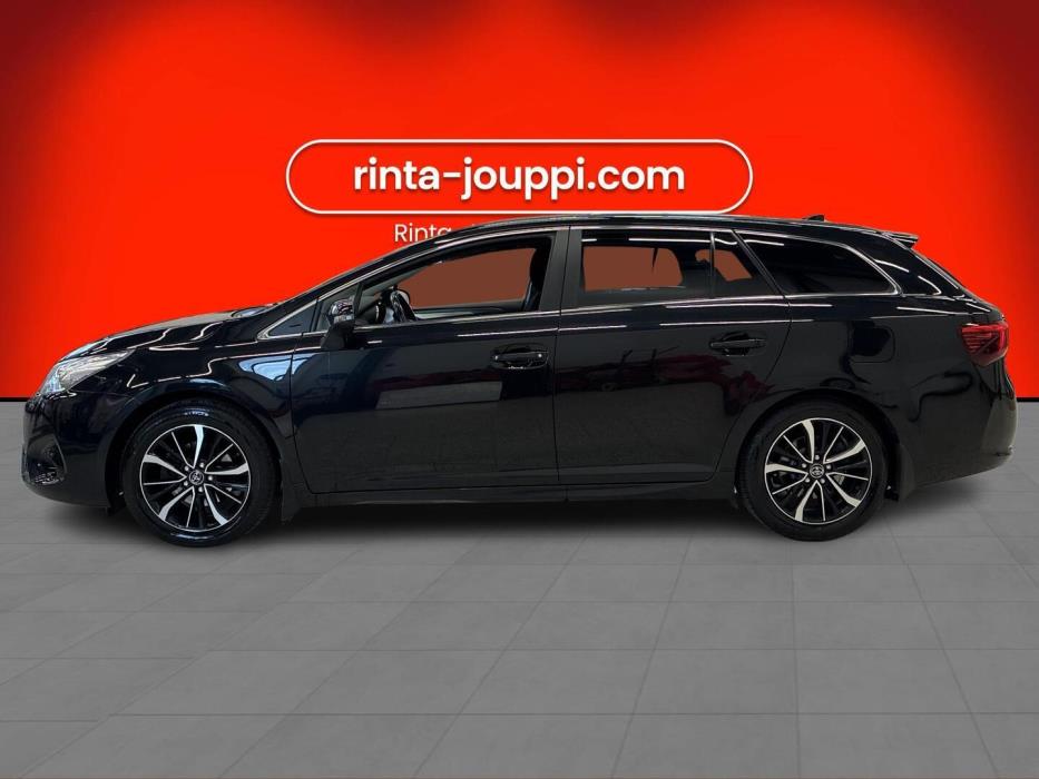 TOYOTA Avensis 2018