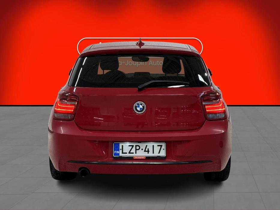 BMW 116 2011