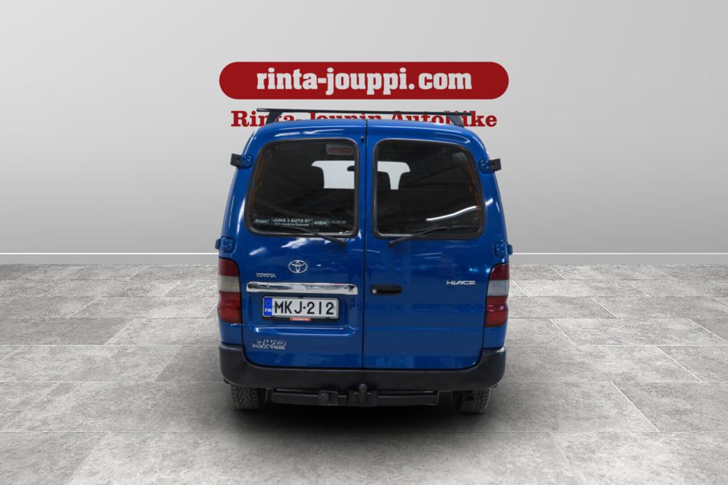 TOYOTA Hiace 2010