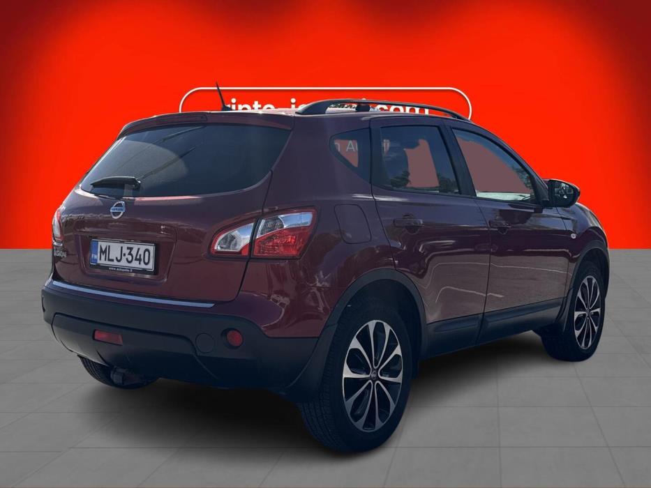 NISSAN Qashqai 2013