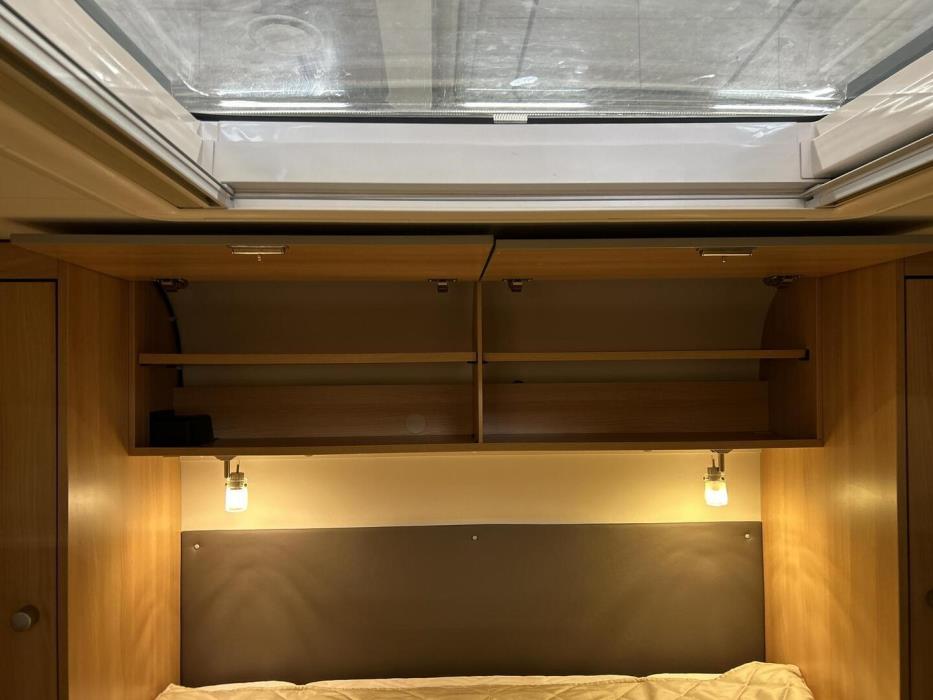 DETHLEFFS GLOBE4 T 7151 4 2015