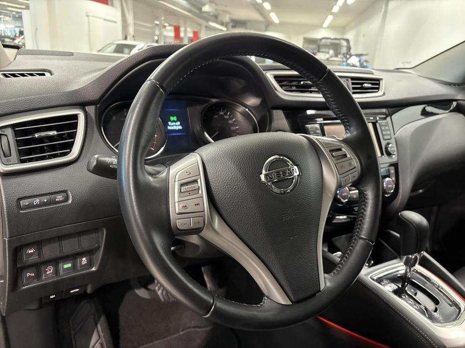 NISSAN Qashqai 2016