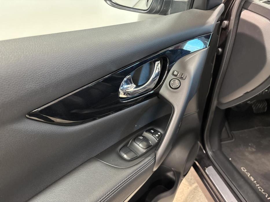 NISSAN Qashqai 2016