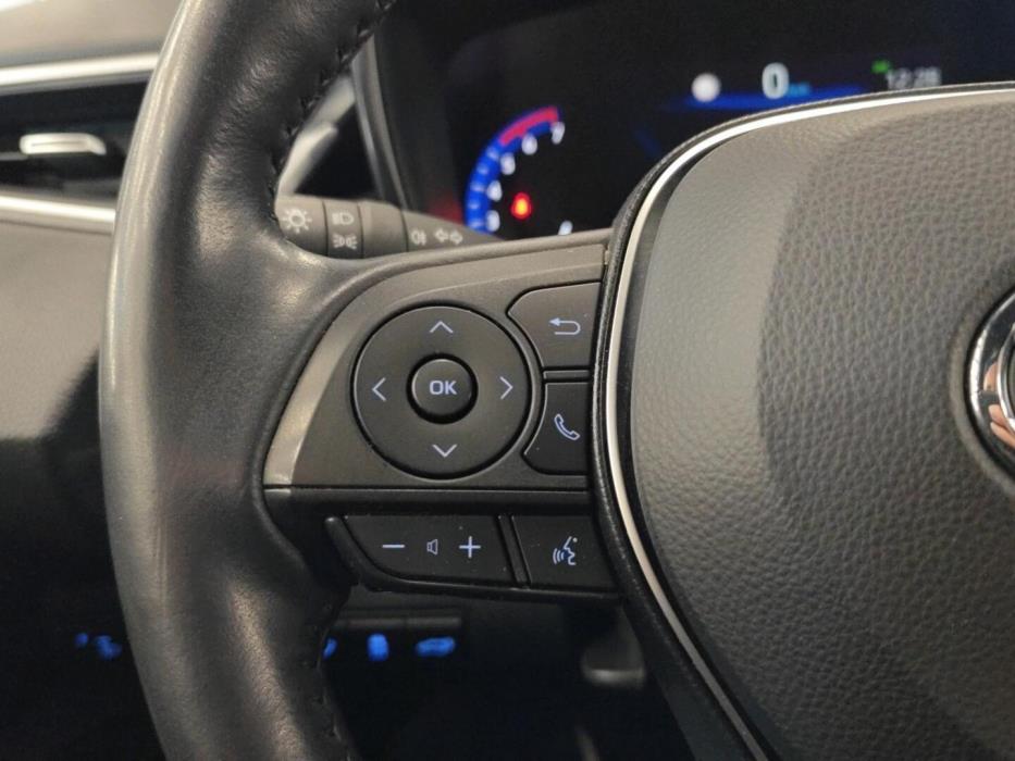 TOYOTA COROLLA 2023