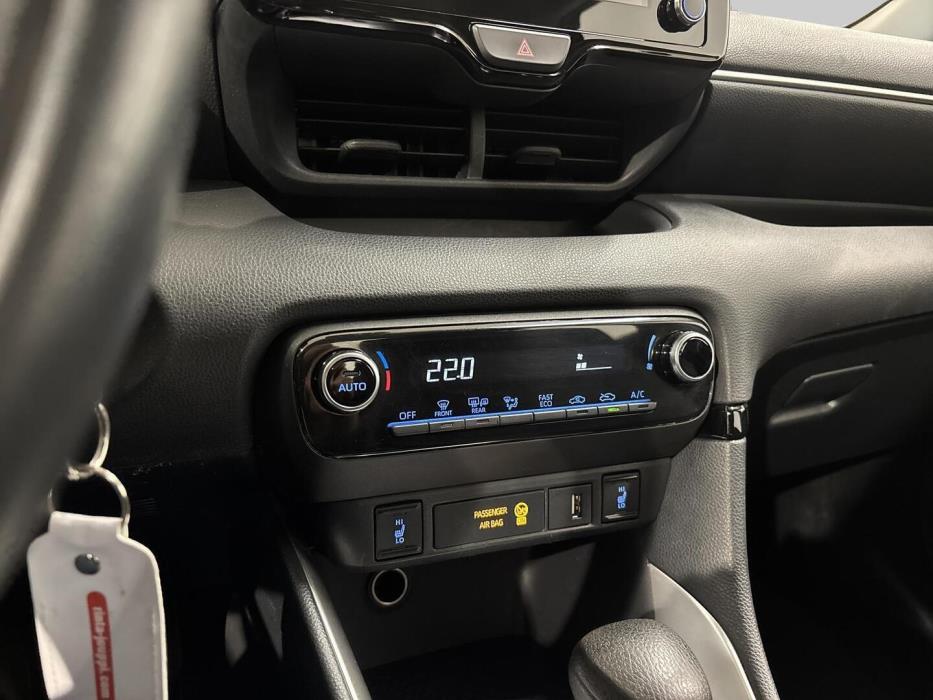 TOYOTA Yaris 2020