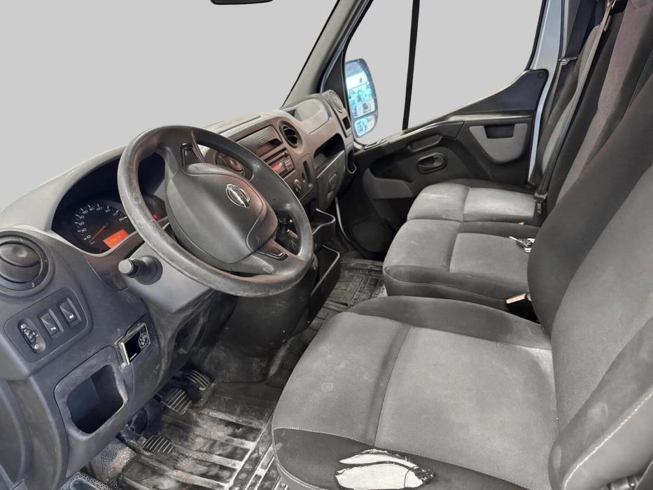 NISSAN NV400 2016