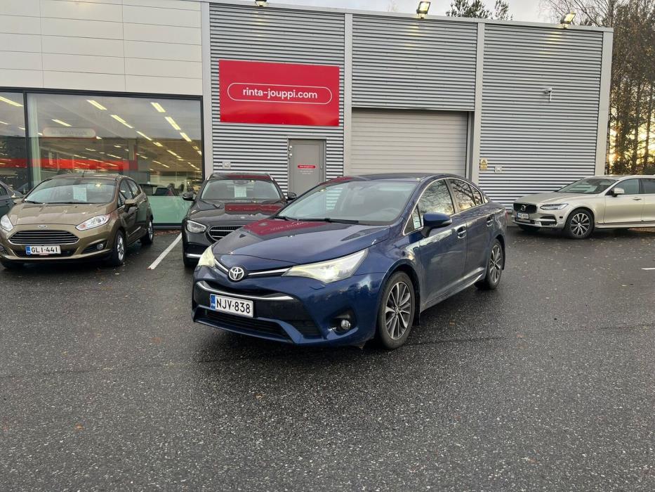 TOYOTA Avensis 2016