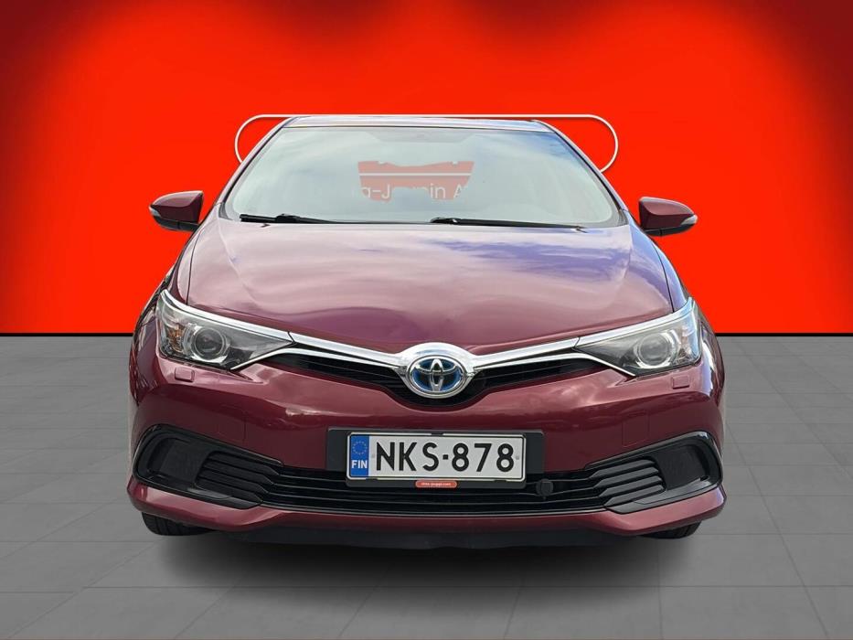 TOYOTA Auris 2017