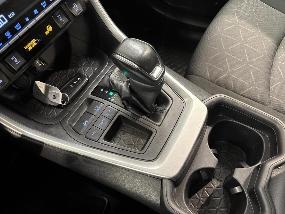 TOYOTA RAV4 2019