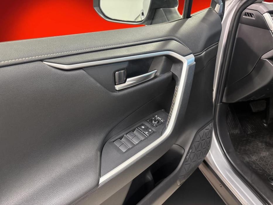 TOYOTA RAV4 2019