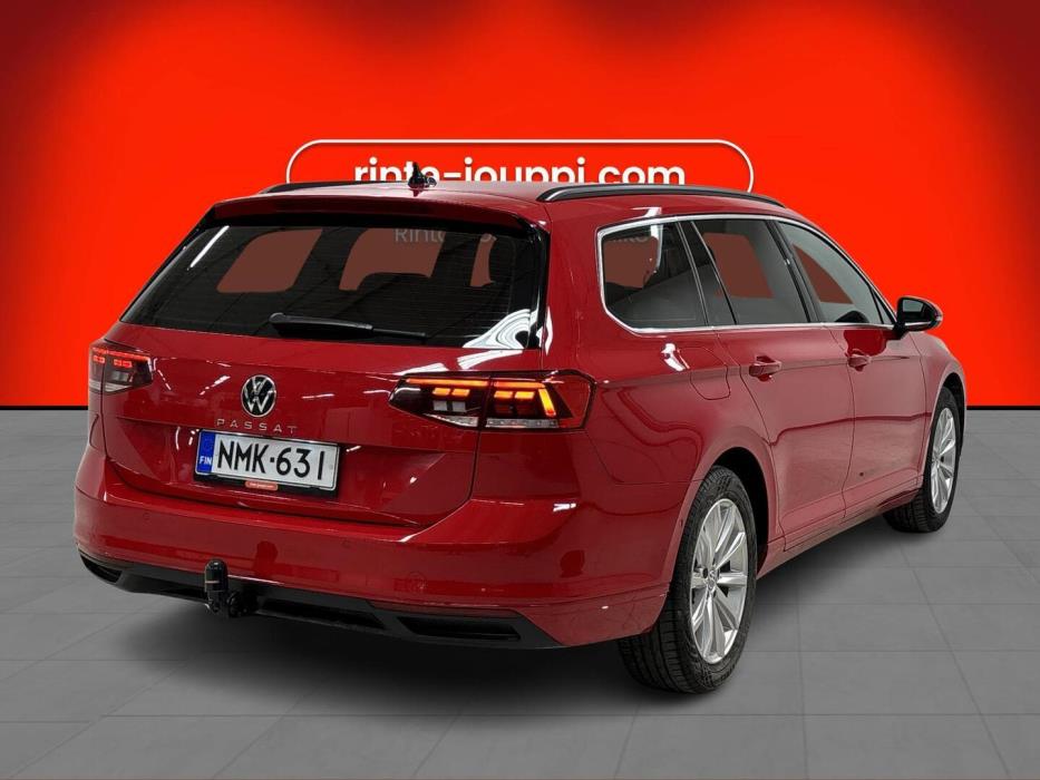 VOLKSWAGEN Passat 2022