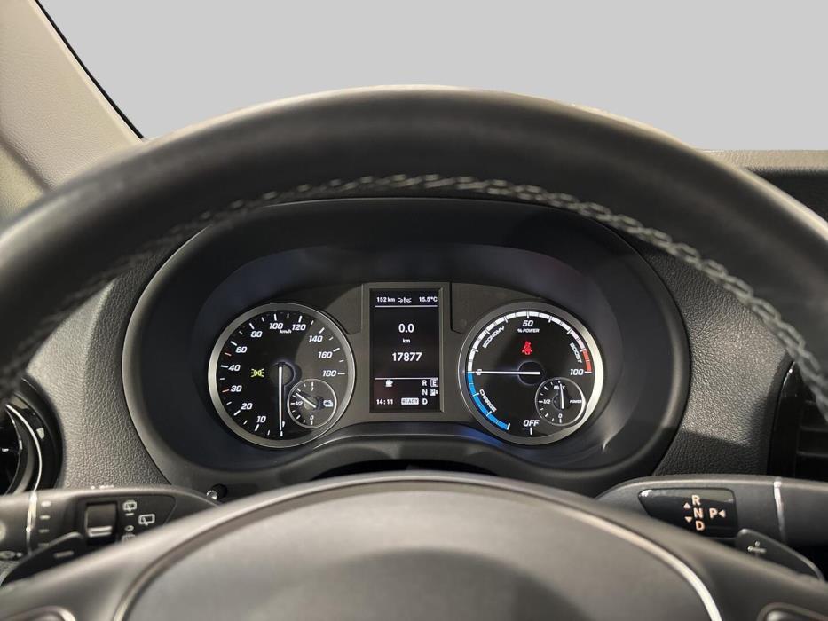 MERCEDES-BENZ Vito 2023