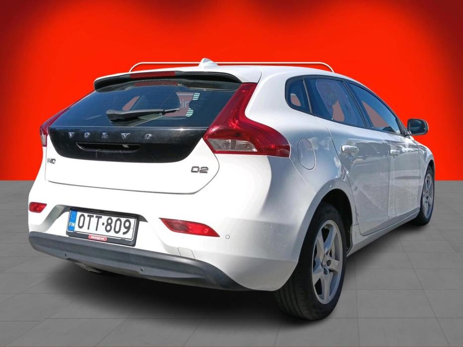 VOLVO V40 2012