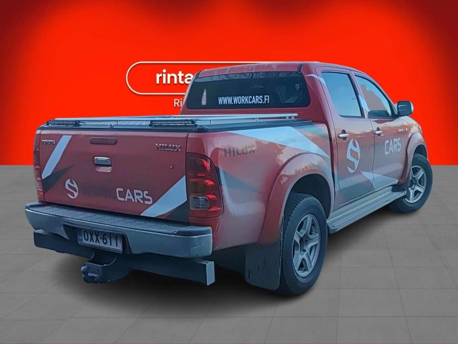 TOYOTA Hilux 2011
