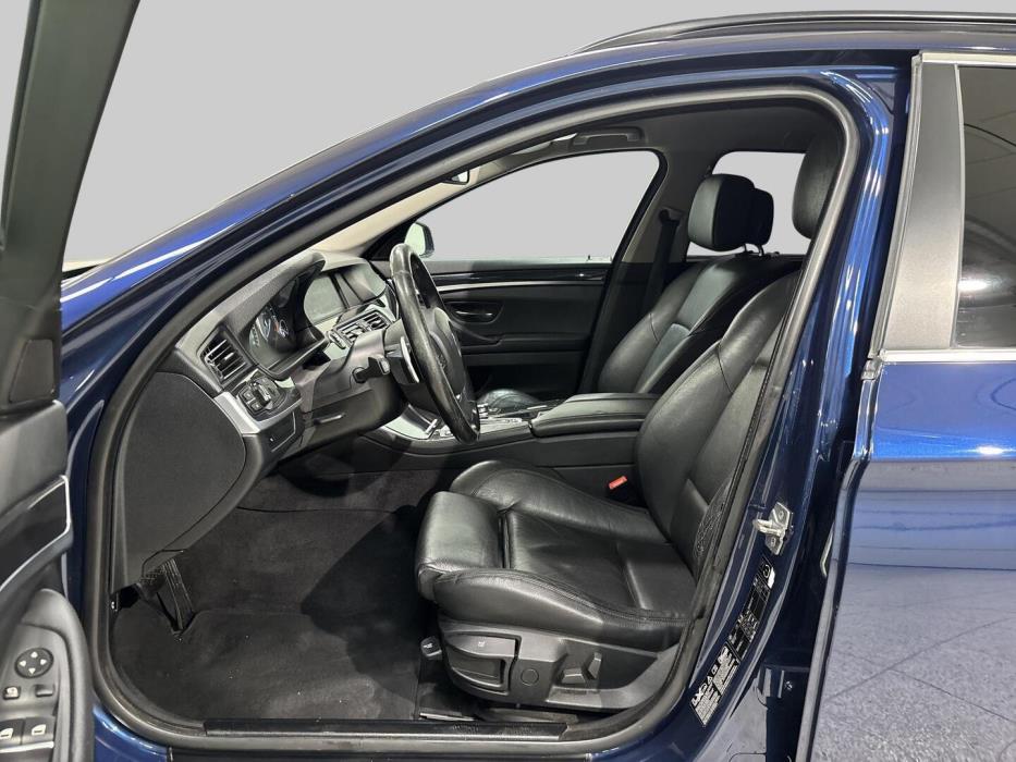BMW 530 2012