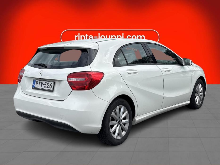 MERCEDES-BENZ A 2013