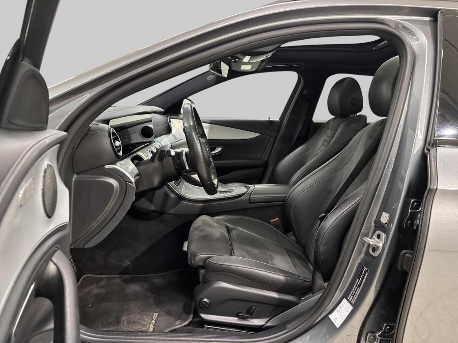 MERCEDES-BENZ E 2021