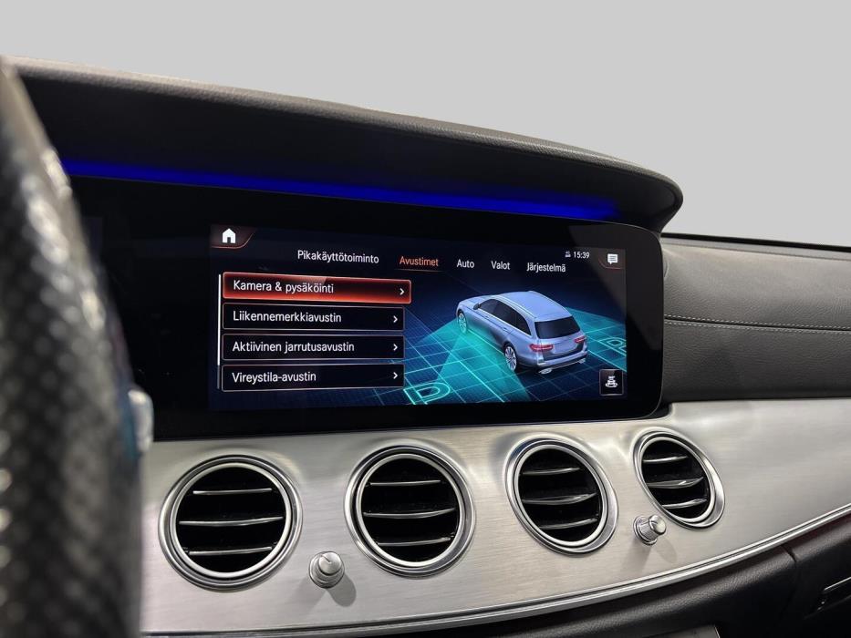 MERCEDES-BENZ E 2021