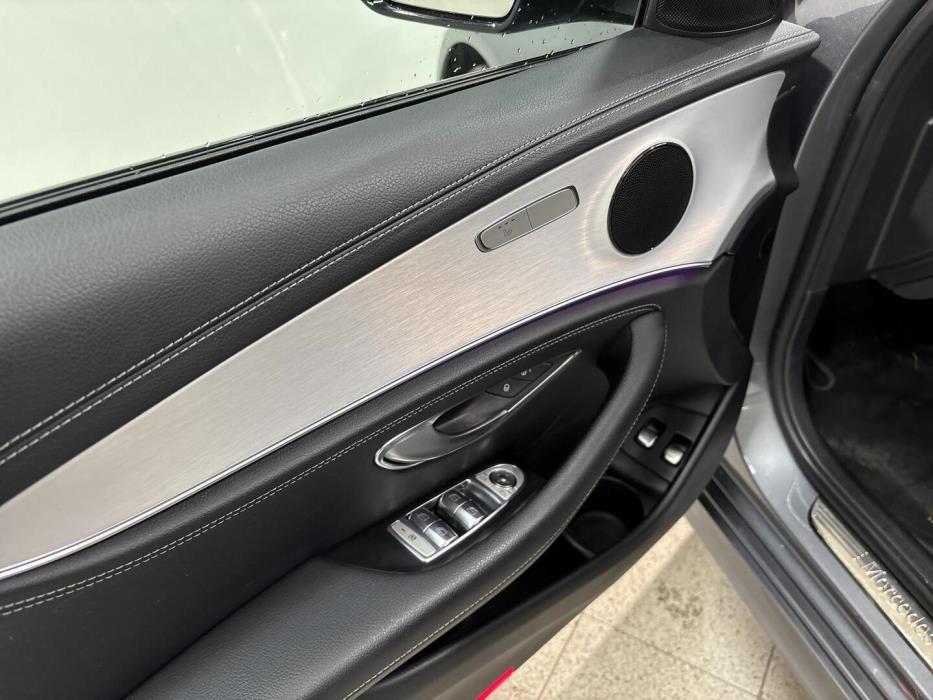 MERCEDES-BENZ E 2021