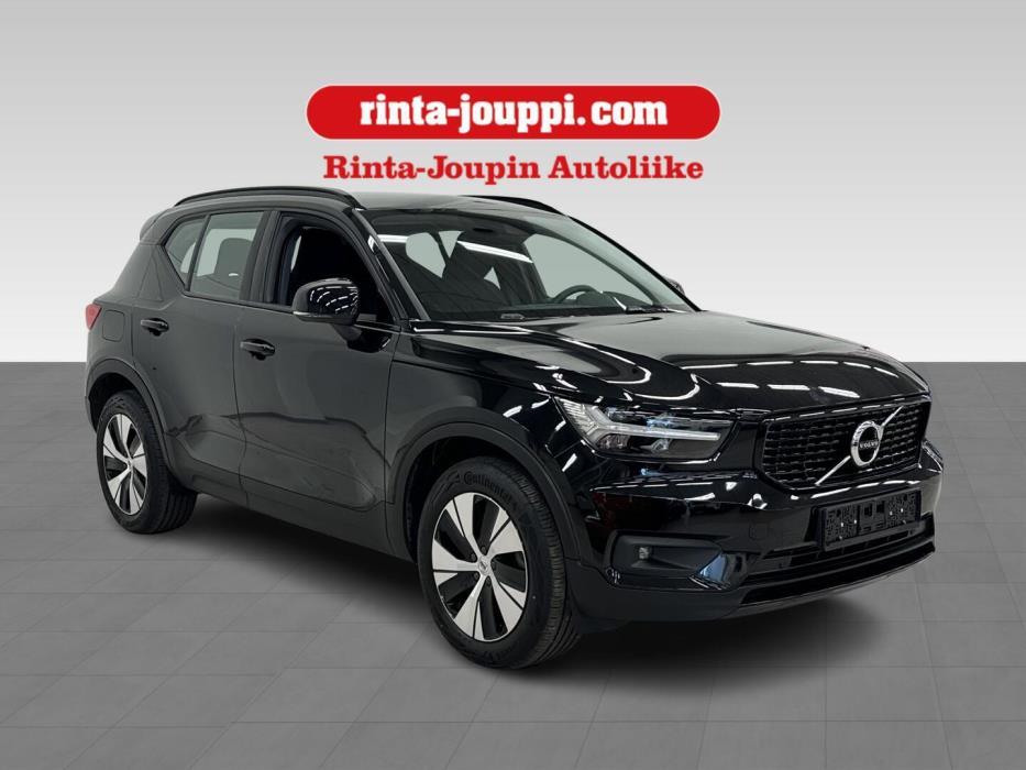VOLVO XC40 2021