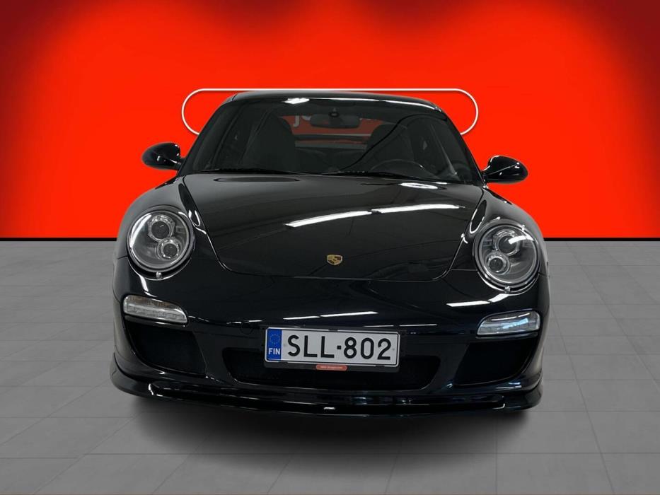 PORSCHE 911 2010