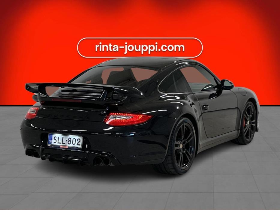 PORSCHE 911 2010