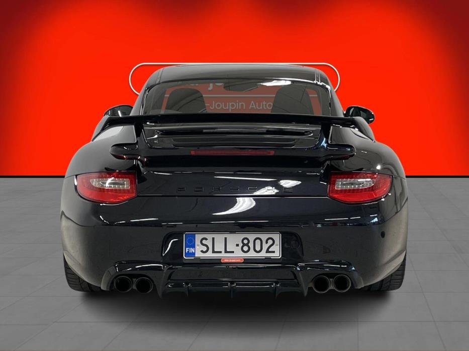 PORSCHE 911 2010