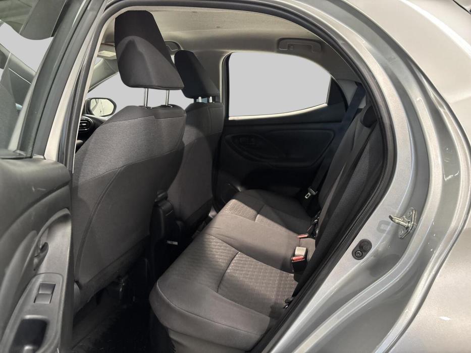 TOYOTA Yaris 2024