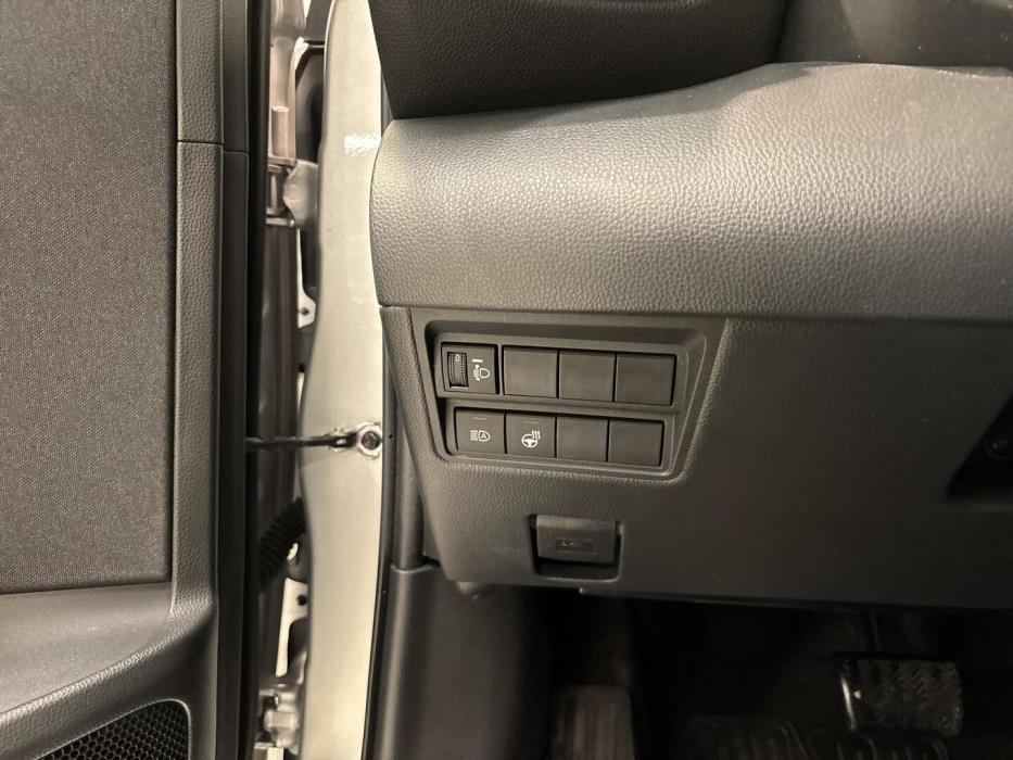 TOYOTA Yaris 2024