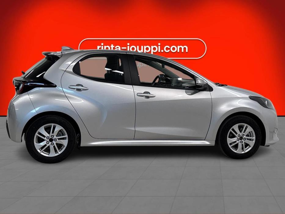 TOYOTA Yaris 2024