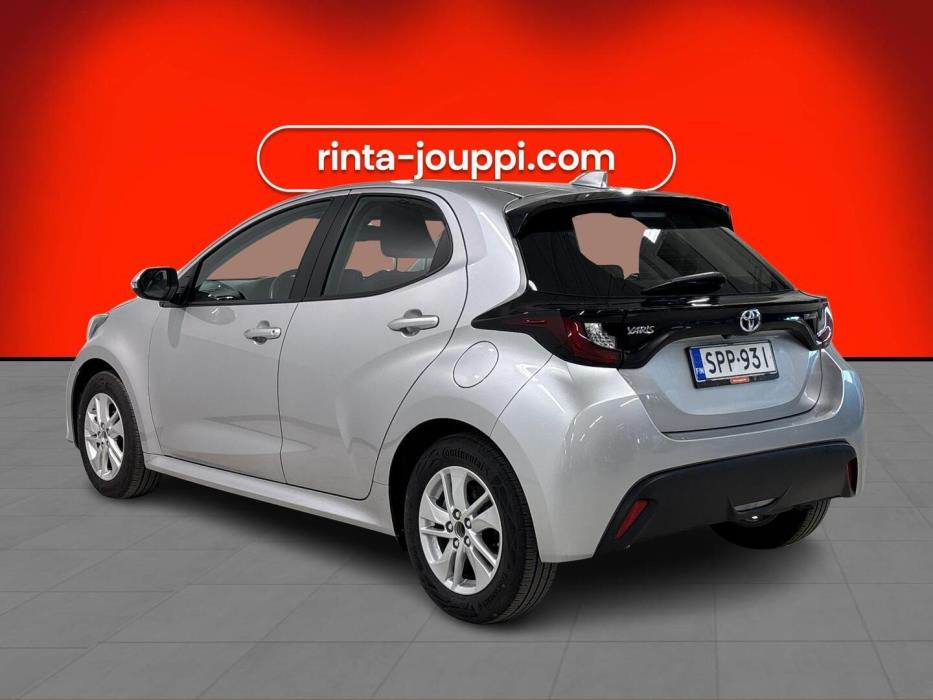 TOYOTA Yaris 2024