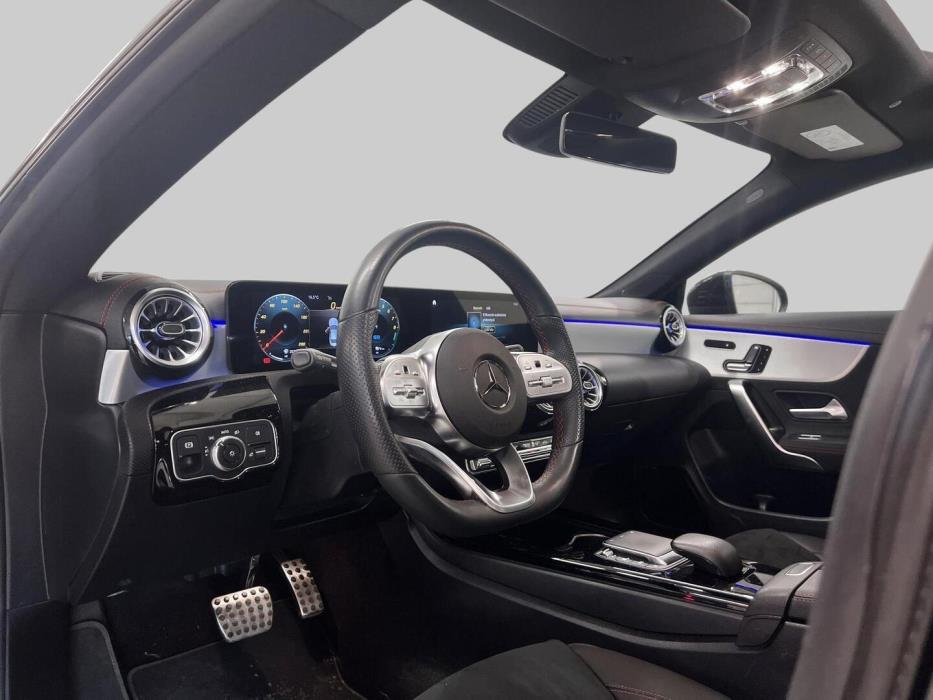 MERCEDES-BENZ CLA 2023