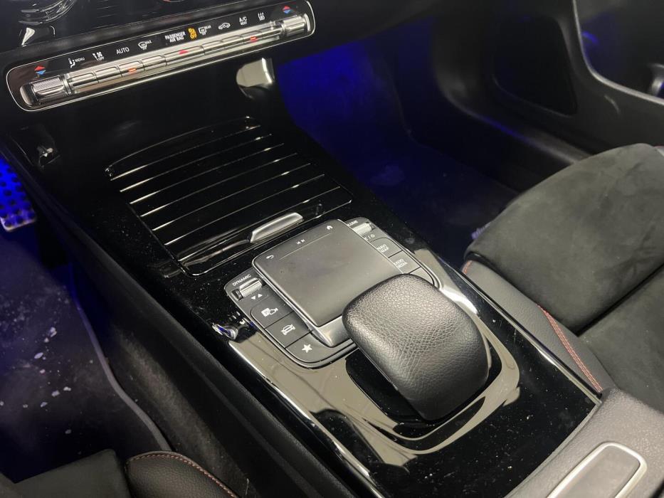 MERCEDES-BENZ CLA 2023