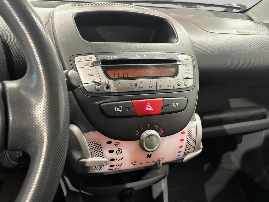 TOYOTA AYGO 2010