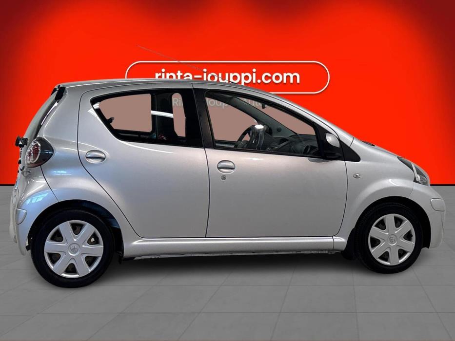 TOYOTA AYGO 2010