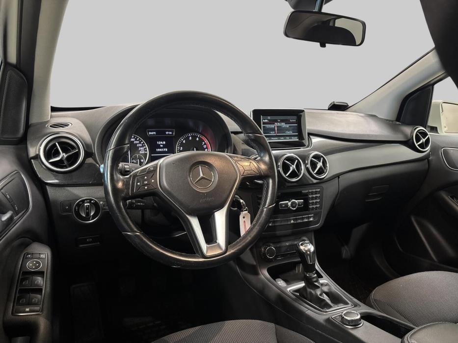 MERCEDES-BENZ B 2014