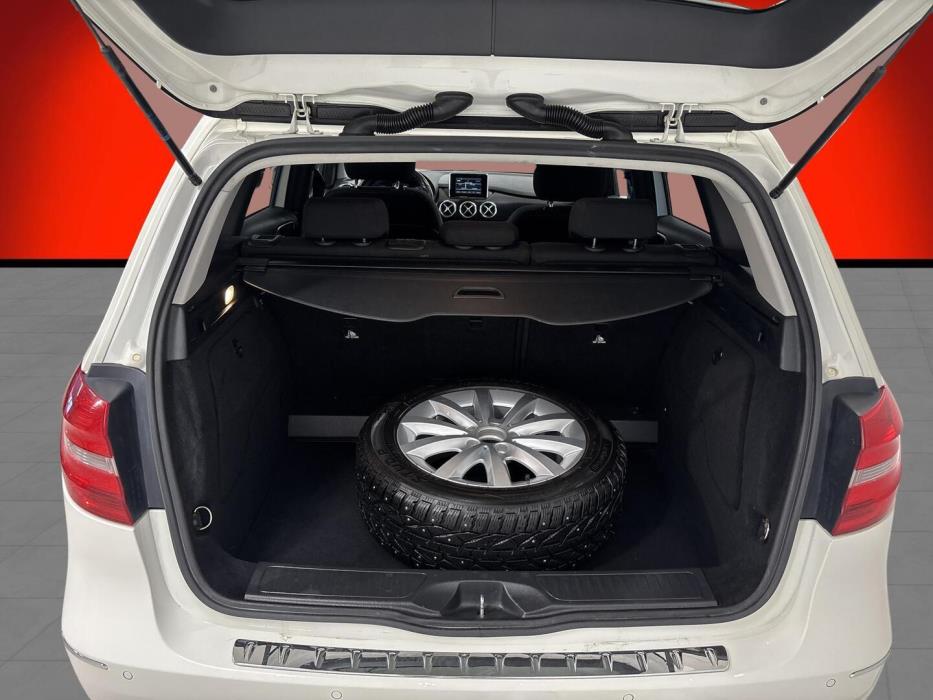 MERCEDES-BENZ B 2014