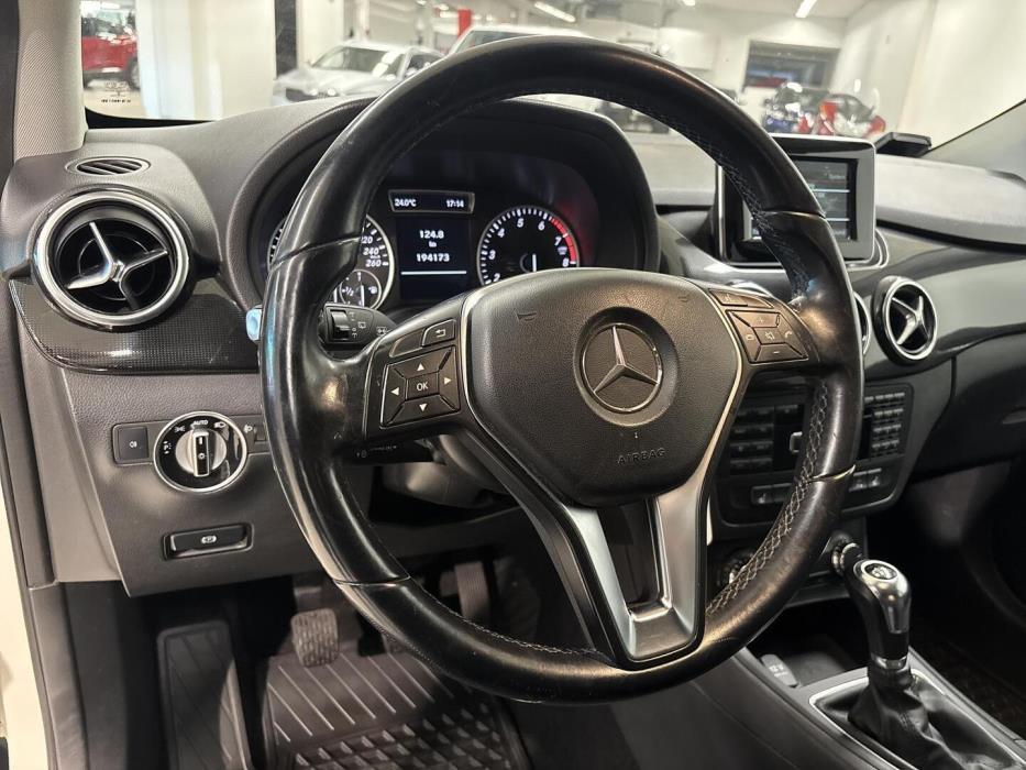 MERCEDES-BENZ B 2014